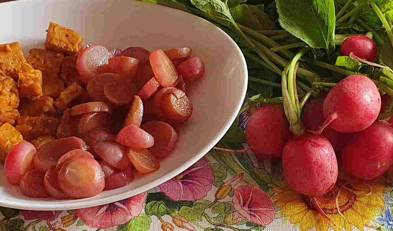 Ravanelli in agrodolce con tempeh